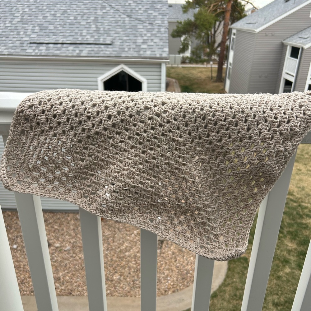 Crochet‎ baby blanket